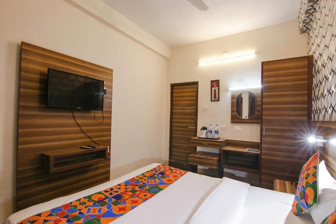 Fabhotel Vijay Palace Дармсала Екстер'єр фото